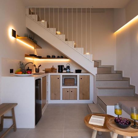 Sugarwhite Suites With Private Not Heated Pool Emporio  Bagian luar foto