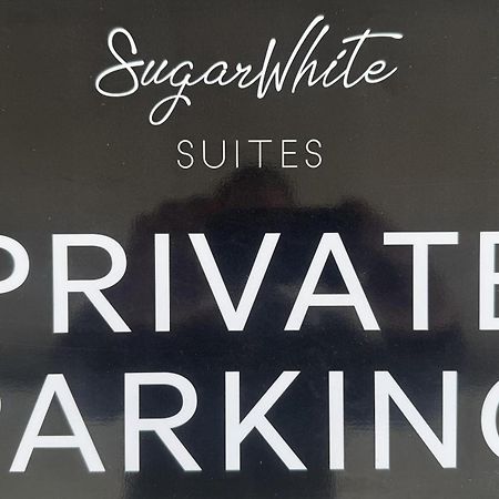 Sugarwhite Suites With Private Not Heated Pool Emporio  Bagian luar foto