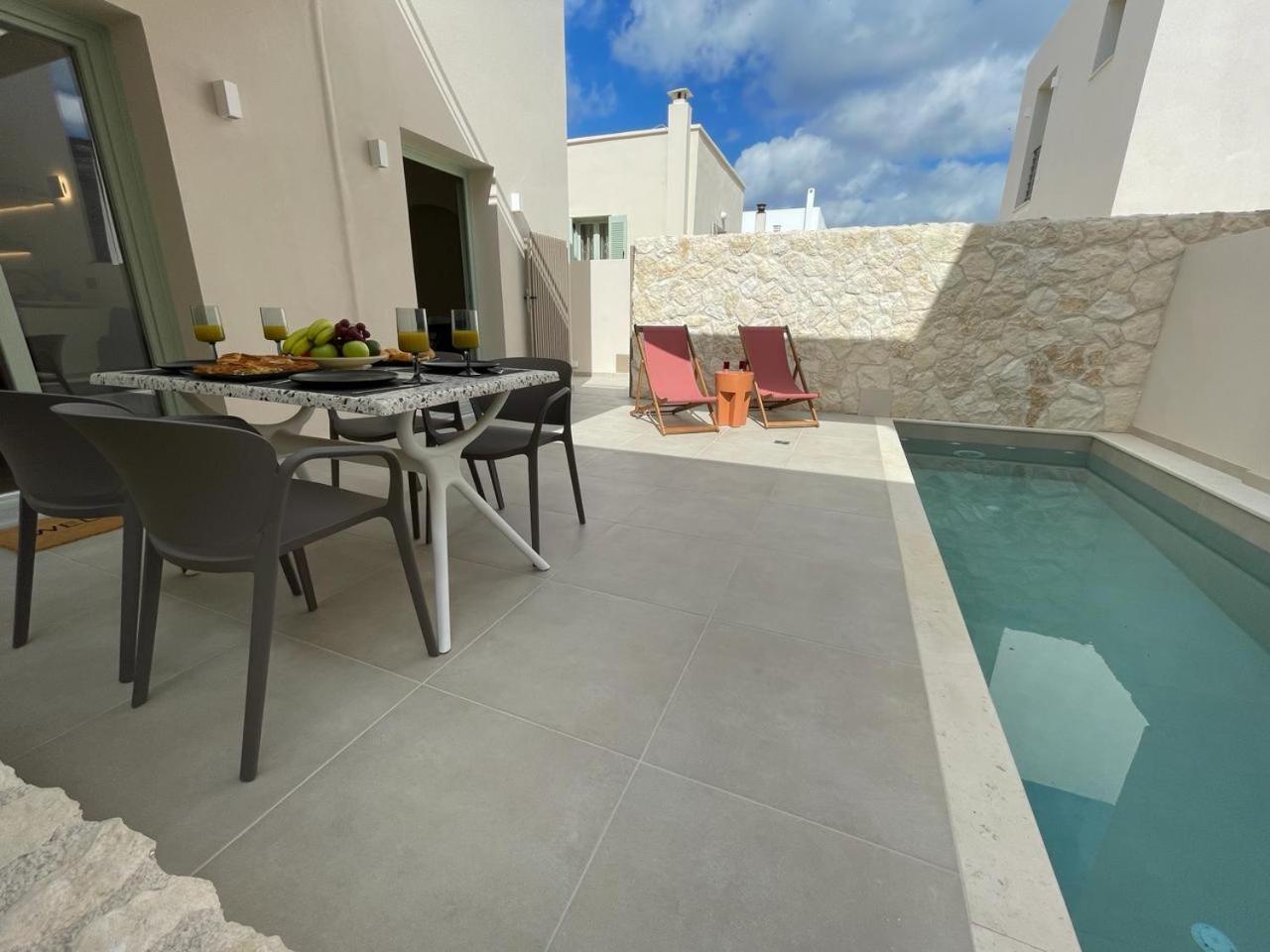 Sugarwhite Suites With Private Not Heated Pool Emporio  Bagian luar foto