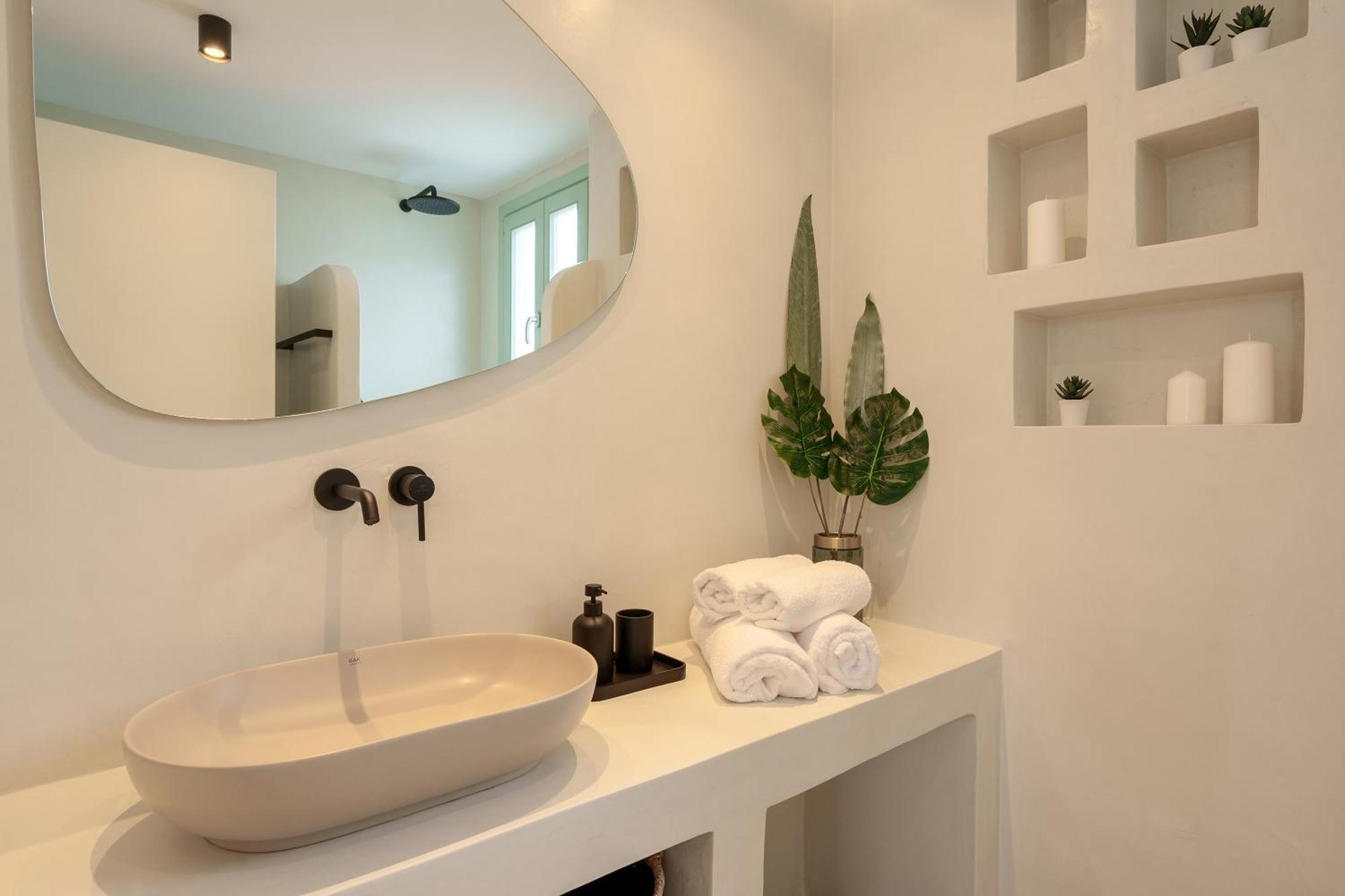 Sugarwhite Suites With Private Not Heated Pool Emporio  Bagian luar foto
