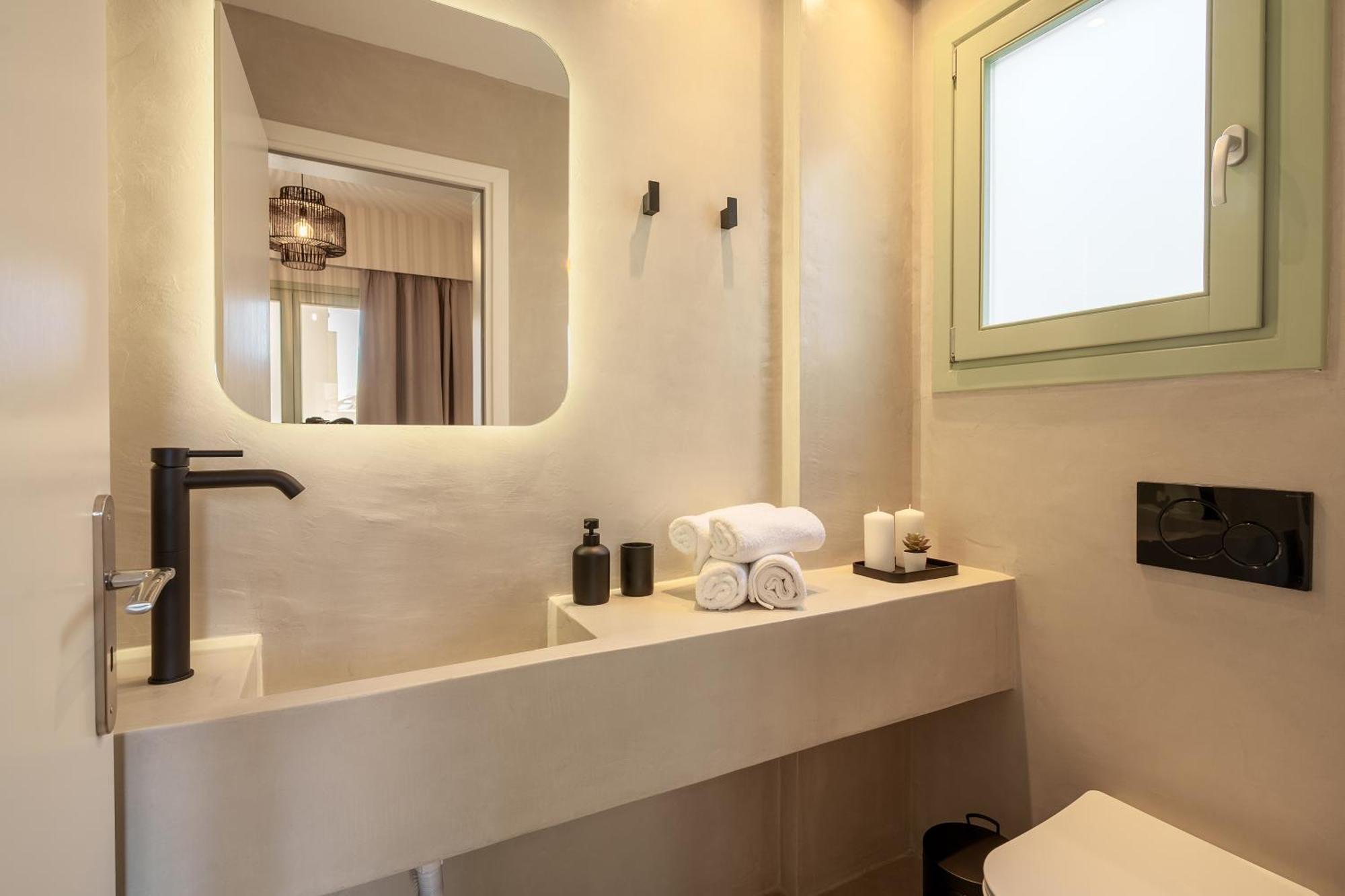 Sugarwhite Suites With Private Not Heated Pool Emporio  Bagian luar foto