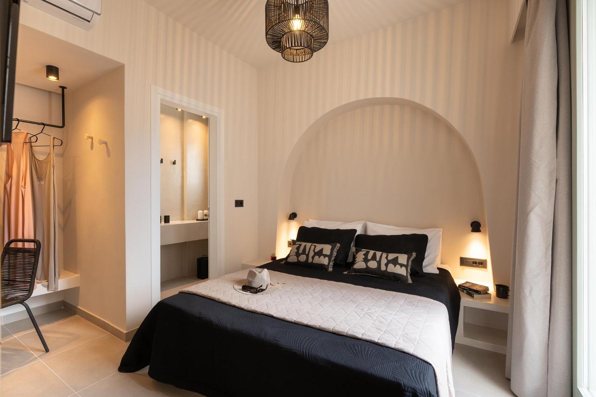 Sugarwhite Suites With Private Not Heated Pool Emporio  Bagian luar foto