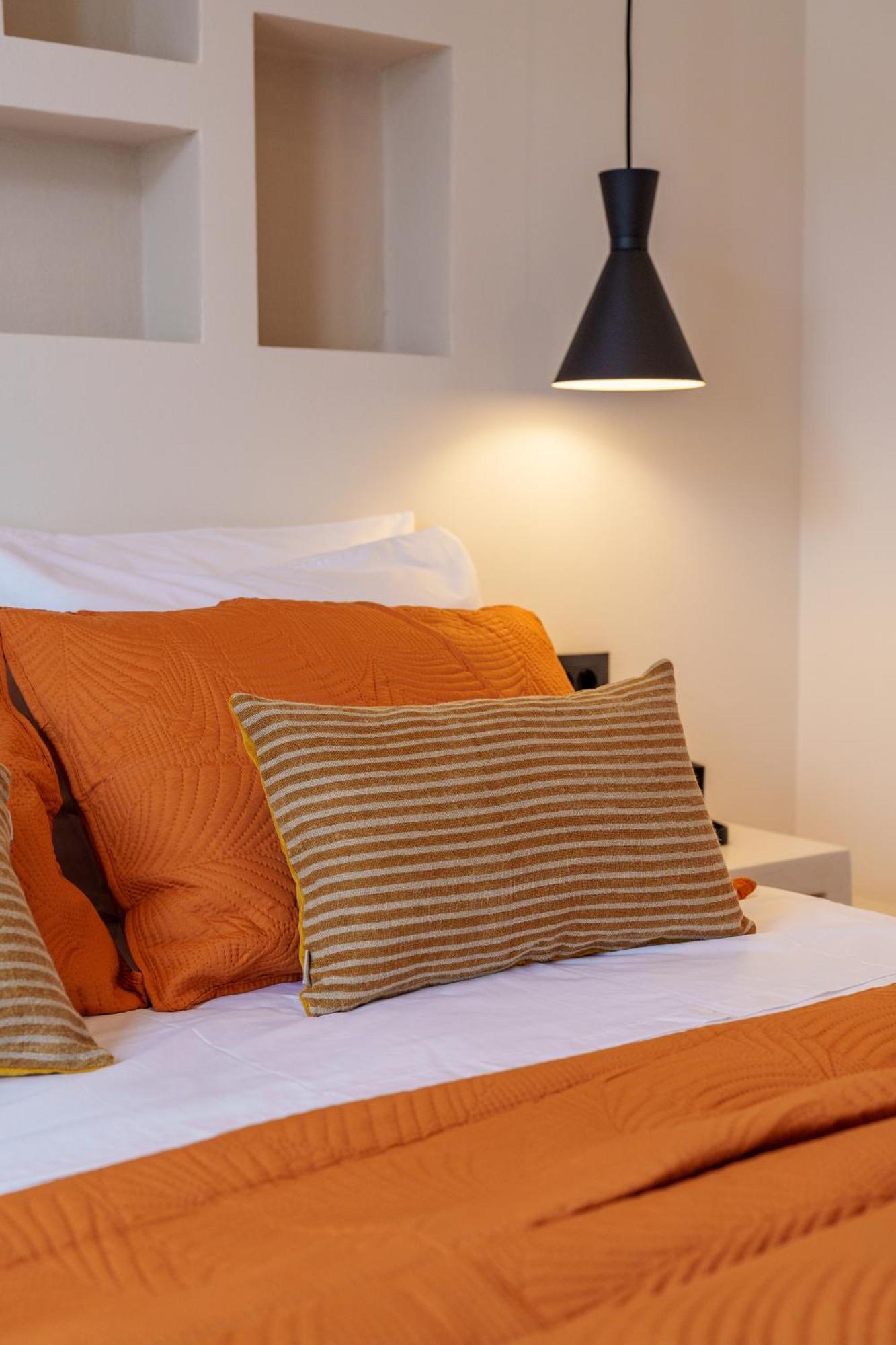 Sugarwhite Suites With Private Not Heated Pool Emporio  Bagian luar foto