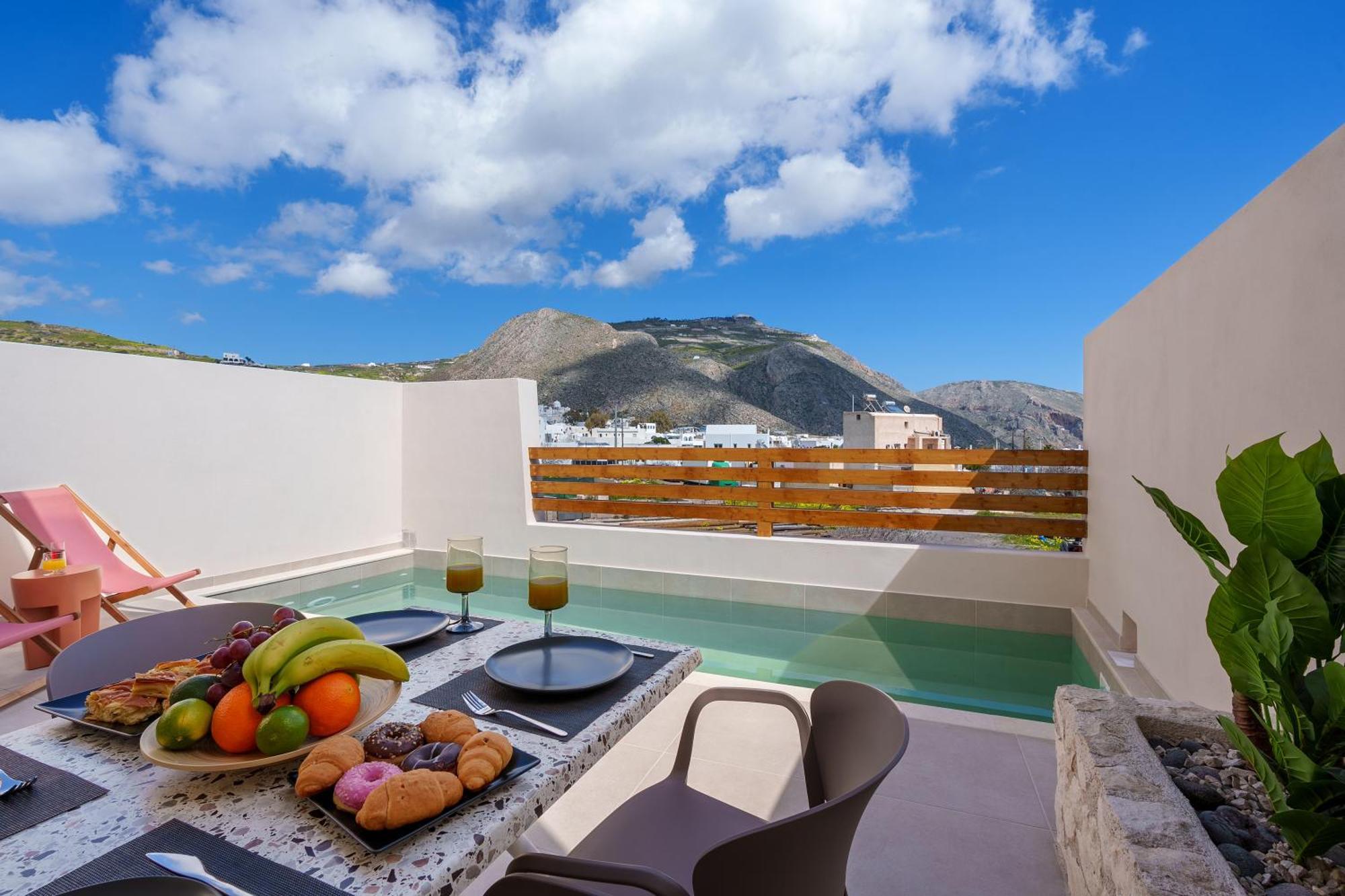 Sugarwhite Suites With Private Not Heated Pool Emporio  Bagian luar foto