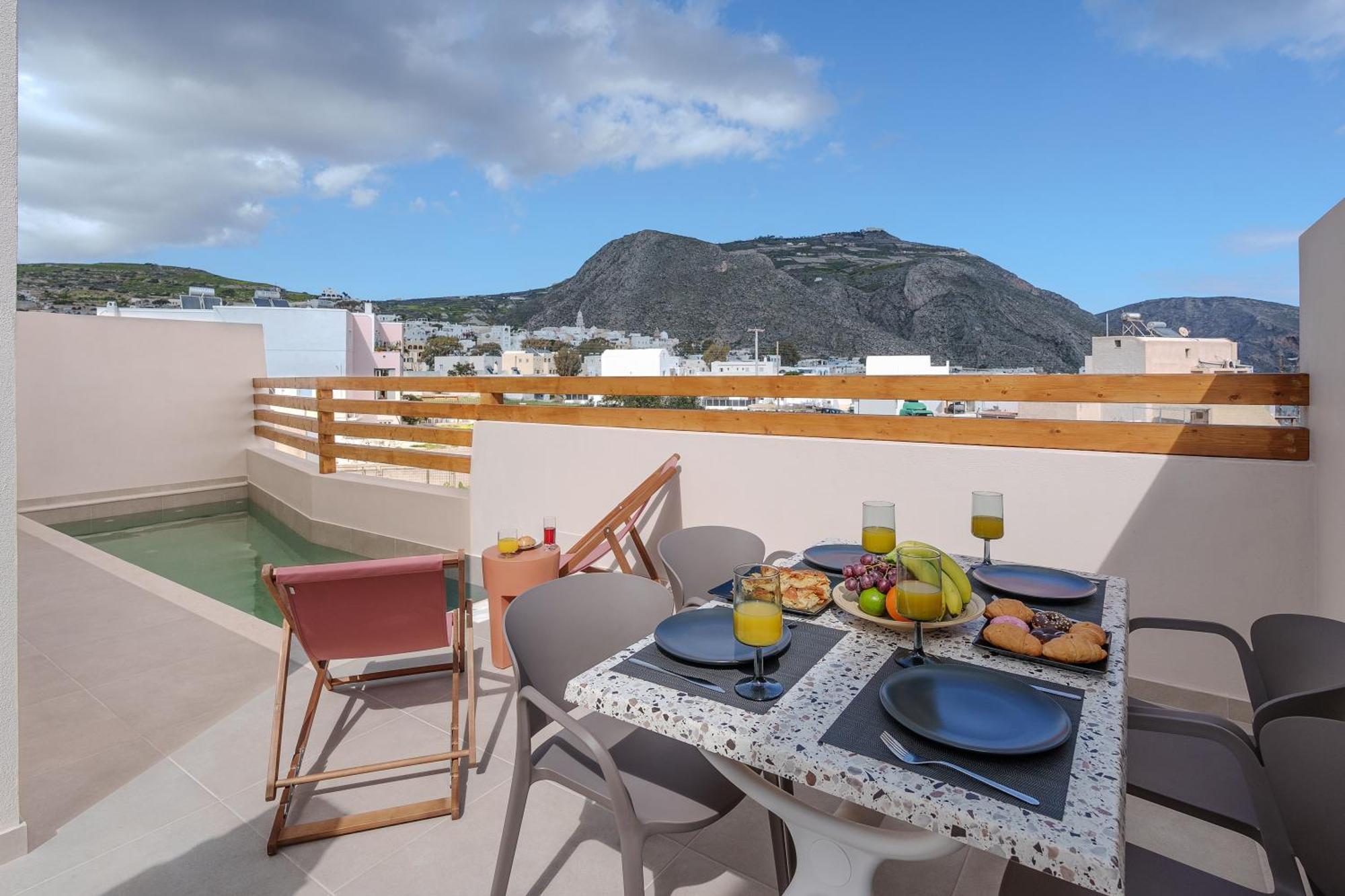 Sugarwhite Suites With Private Not Heated Pool Emporio  Bagian luar foto
